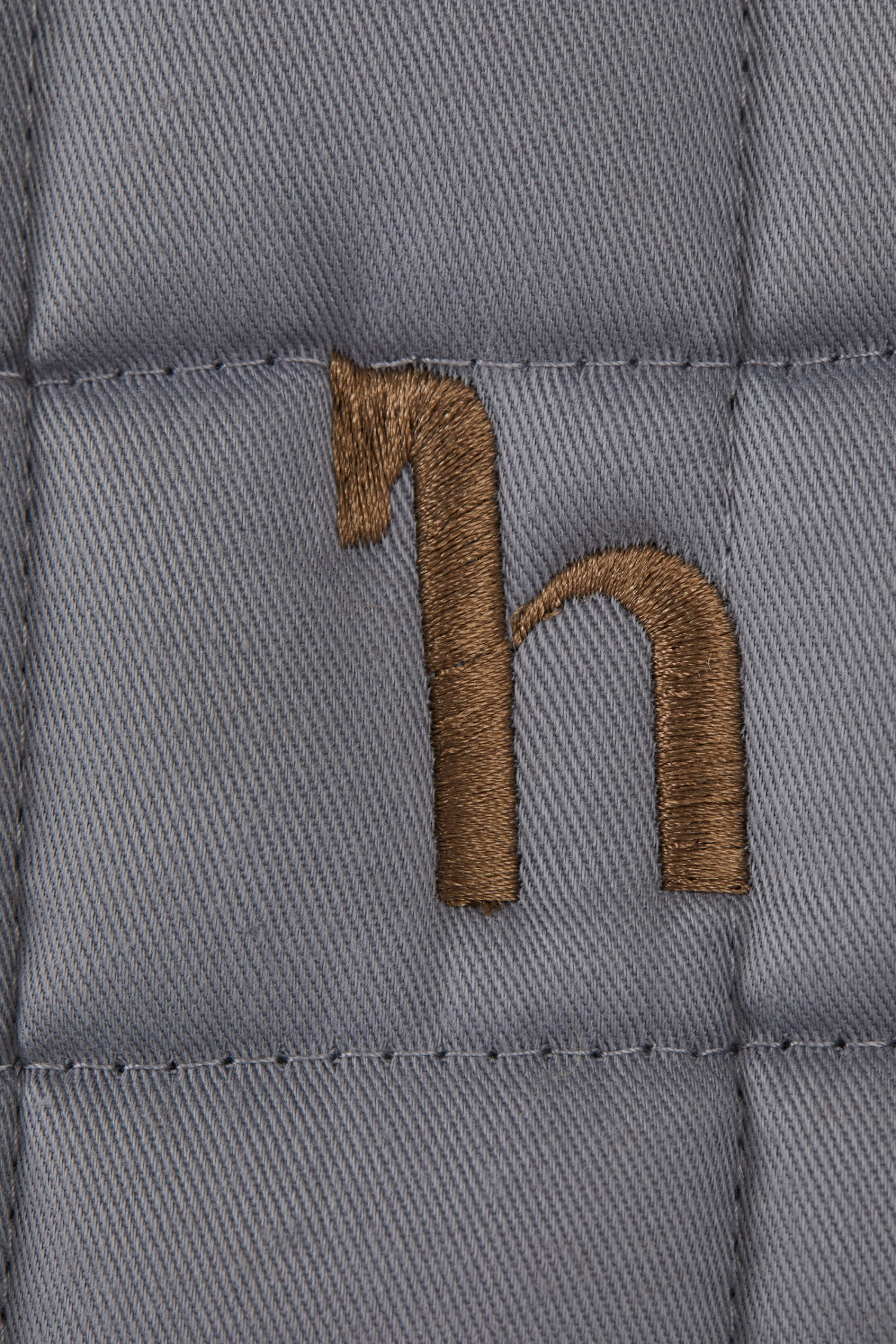 Horze Munich Vielseitigkeitsschabracke Mit Metall-Detail 2 Horze Munich Vielseitigkeitsschabracke Mit Metall-Detail – Bild 2