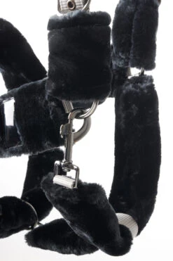 Horze Smoky Twilight Kunstfellhalfter 13 Horze Smoky Twilight Kunstfellhalfter -Cavallo Verkäufe 22366 024 04