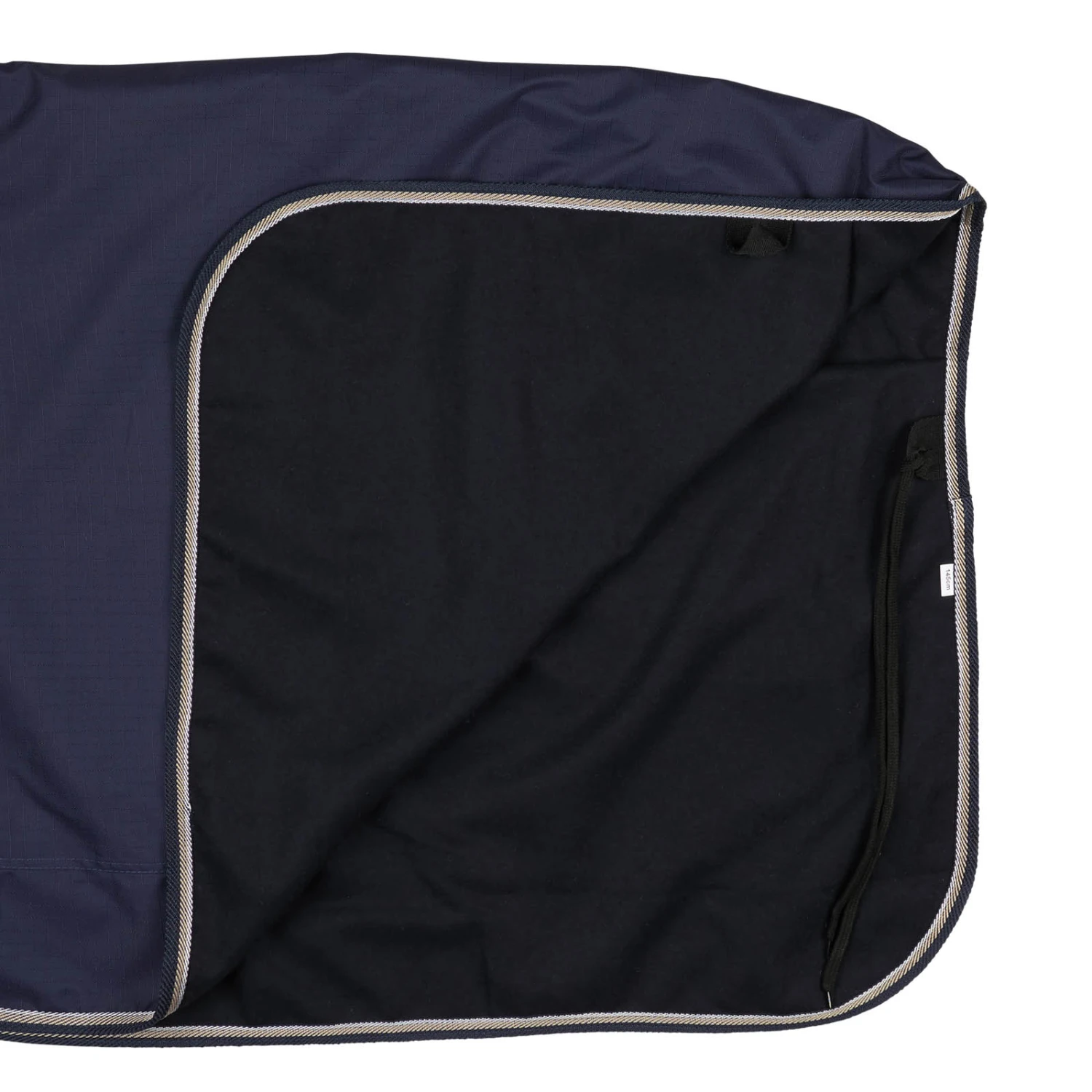 B Vertigo Lachlan 600D Regenreitdecke Mit Woll-Futter 2 B Vertigo Lachlan 600D Regenreitdecke Mit Woll-Futter – Bild 2