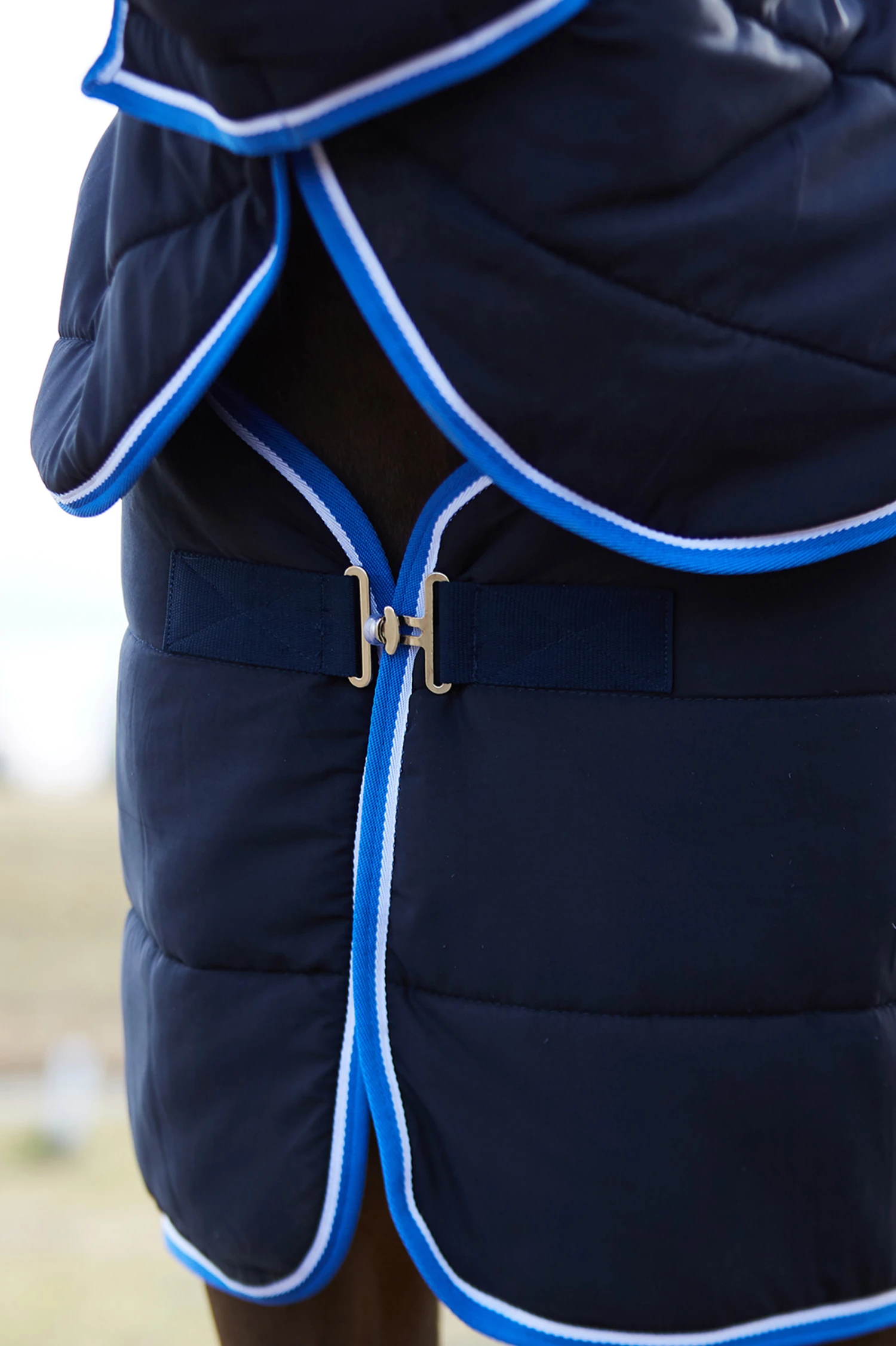 Horze Glasgow Stalldecke / Unterdecke Mit Halsteil, 250g 2 Horze Glasgow Stalldecke / Unterdecke Mit Halsteil, 250g – Bild 2