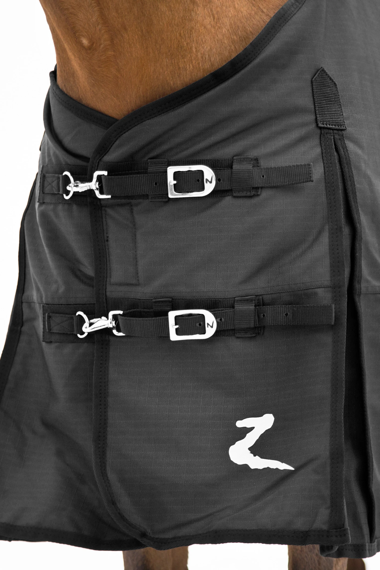 Horze Nevada Mittelschwere Regendecke, 200g 7 Horze Nevada Mittelschwere Regendecke, 200g – Bild 7