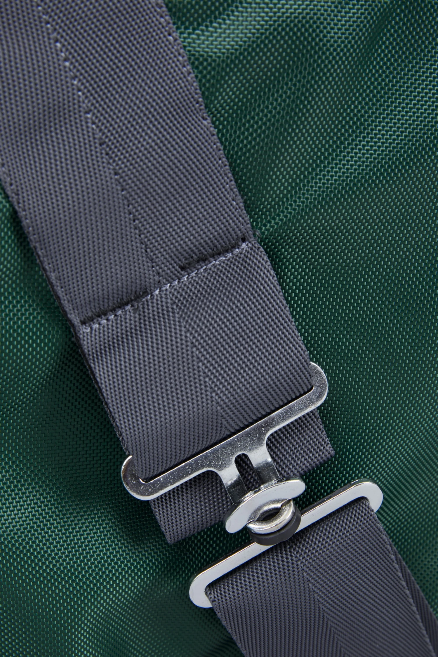 Horze 840D Regendecke Mit Festem Halsteil, 300g 3 Horze 840D Regendecke Mit Festem Halsteil, 300g – Bild 3