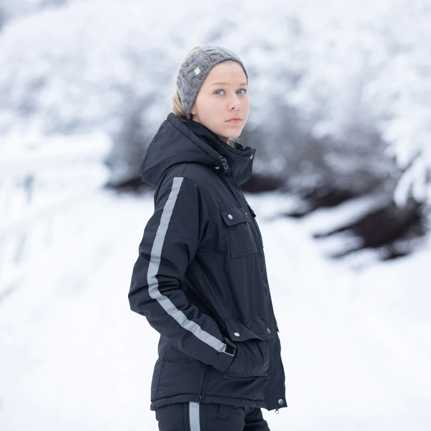 Horze Reflektierende Winterreitjacke 5 Horze Reflektierende Winterreitjacke – Bild 5