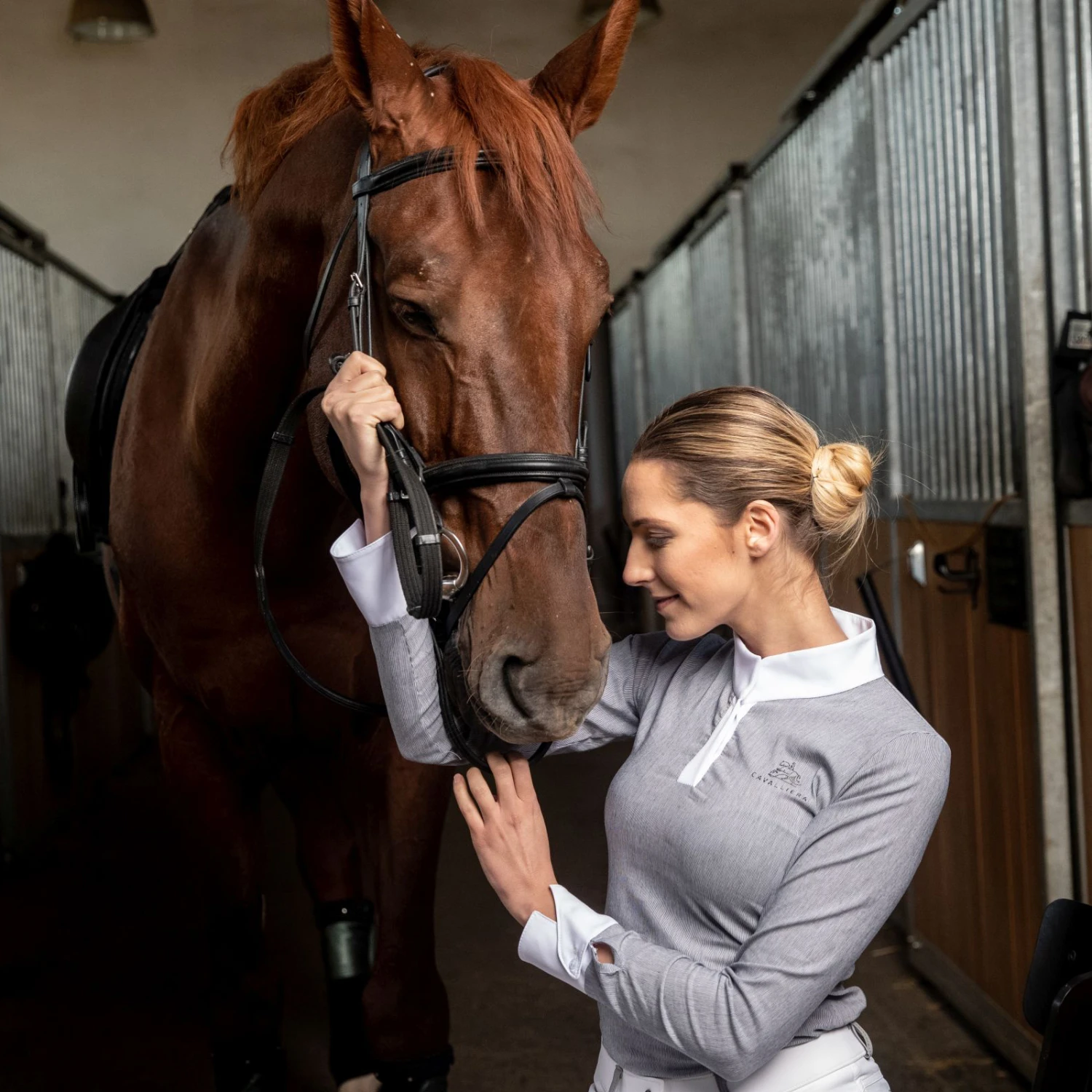 Cavalliera Universe Langärmeliges Turniershirt 2 Cavalliera Universe Langärmeliges Turniershirt – Bild 2