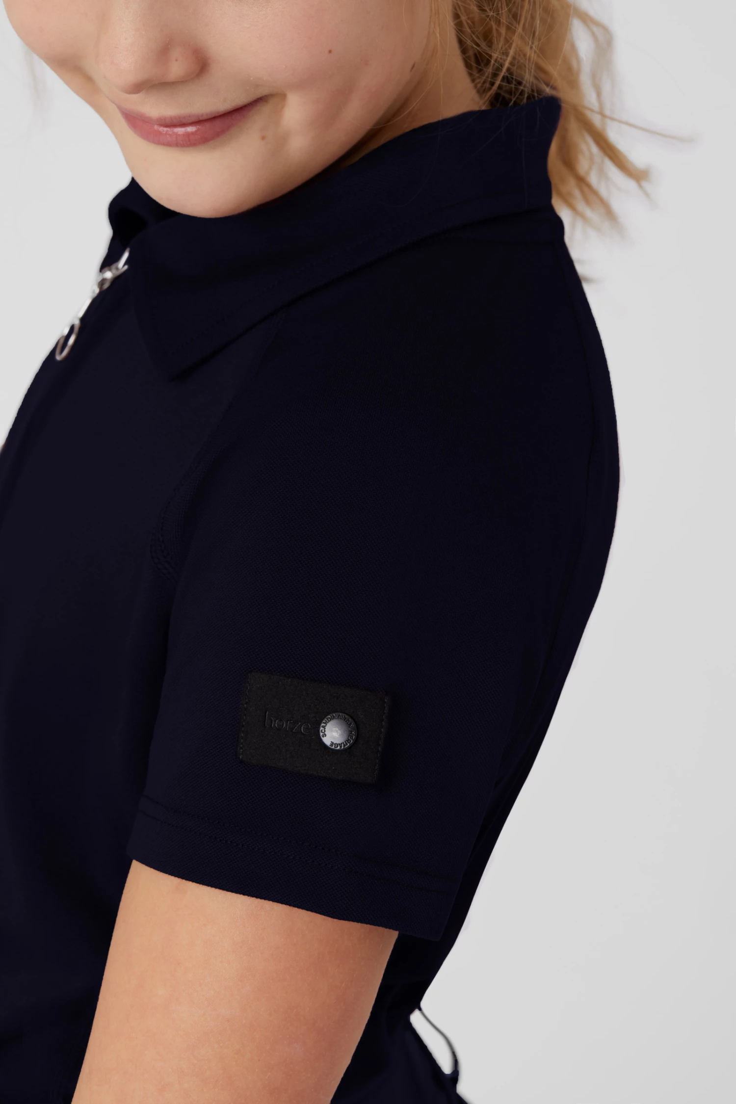 Horze Tiana Kinder Poloshirt Mit Kurzen Ärmeln 17 Horze Tiana Kinder Poloshirt Mit Kurzen Ärmeln – Bild 17