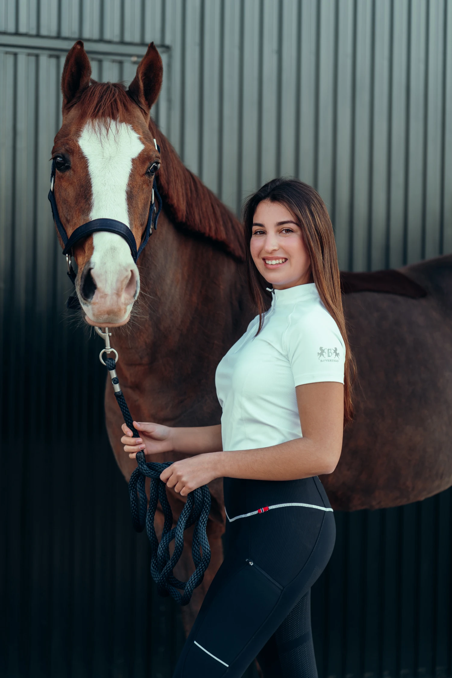 B Vertigo Adara Teenager Trainingsshirt 7 B Vertigo Adara Teenager Trainingsshirt – Bild 7