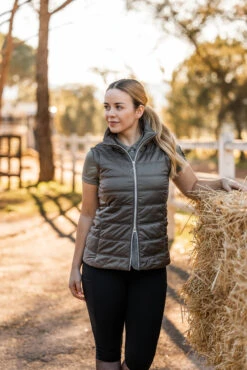 Horze Natalie Damen Reitjacke Mit Abnehmbaren Ärmeln 30 Horze Natalie Damen Reitjacke Mit Abnehmbaren Ärmeln -Cavallo Verkäufe 33601 734 11