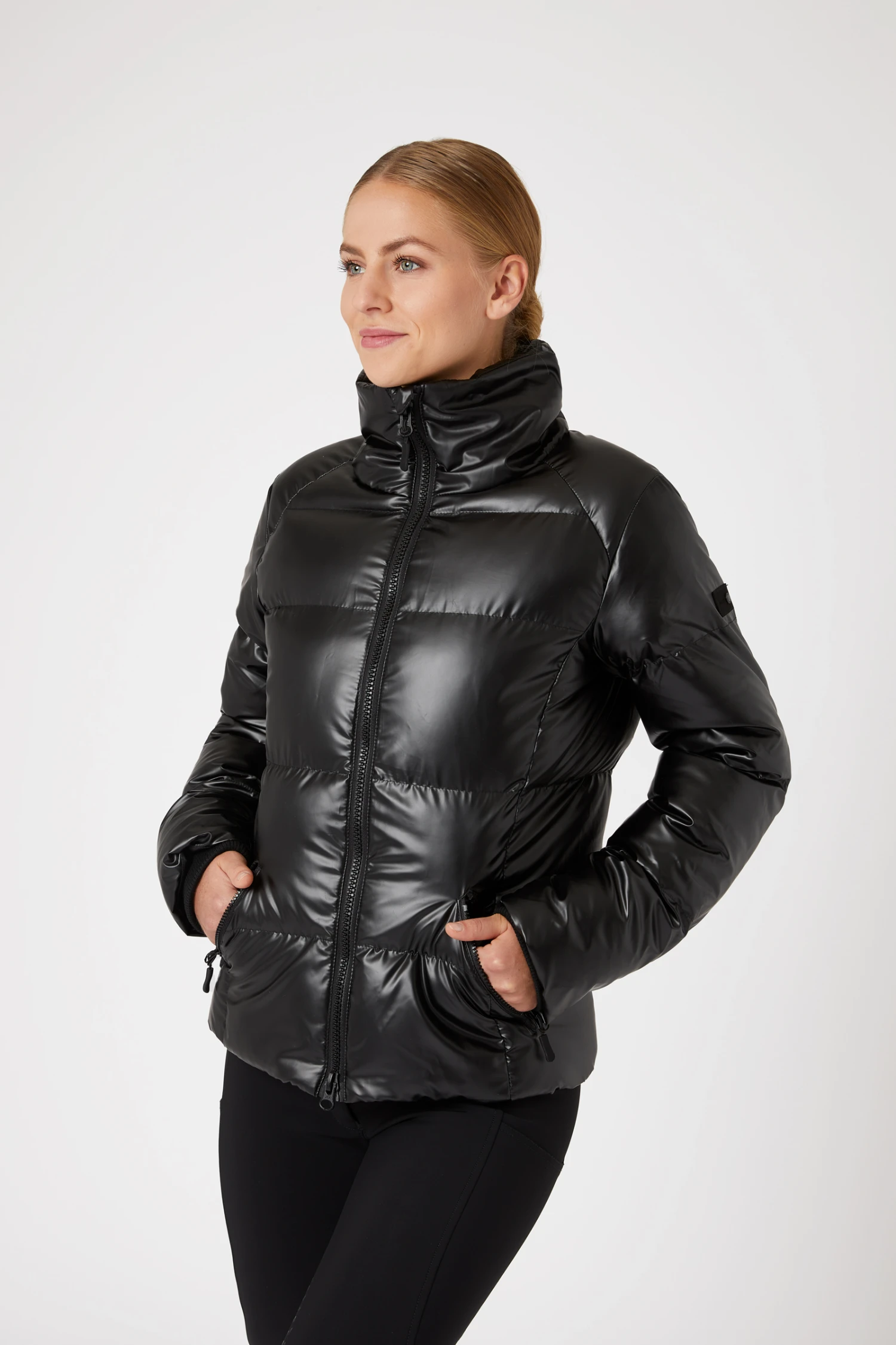 Horze Rianna Glänzende, Gefütterte Damen Reitjacke 2 Horze Rianna Glänzende, Gefütterte Damen Reitjacke – Bild 2
