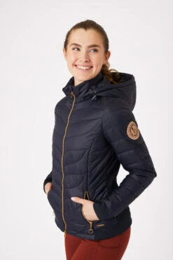 Horze Shannon Leichte Wattierte Damen Reitjacke 33 Horze Shannon Leichte Wattierte Damen Reitjacke -Cavallo Verkäufe 33686 590 02