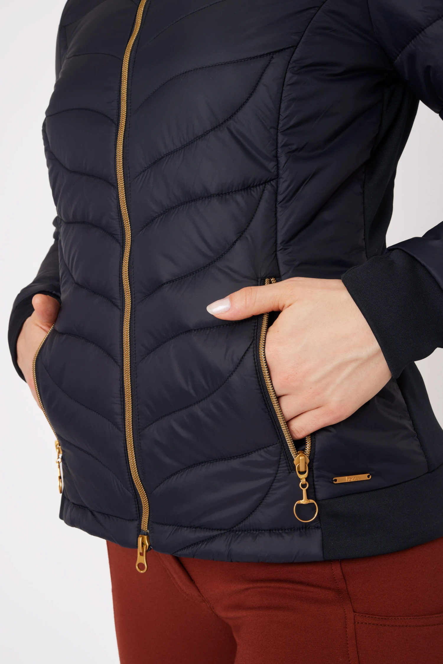 Horze Shannon Leichte Wattierte Damen Reitjacke 19 Horze Shannon Leichte Wattierte Damen Reitjacke – Bild 19