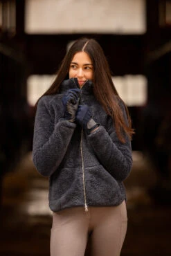 Horze Merida Damen Teddyfleece Reitjacke 27 Horze Merida Damen Teddyfleece Reitjacke -Cavallo Verkäufe 33719 590 08