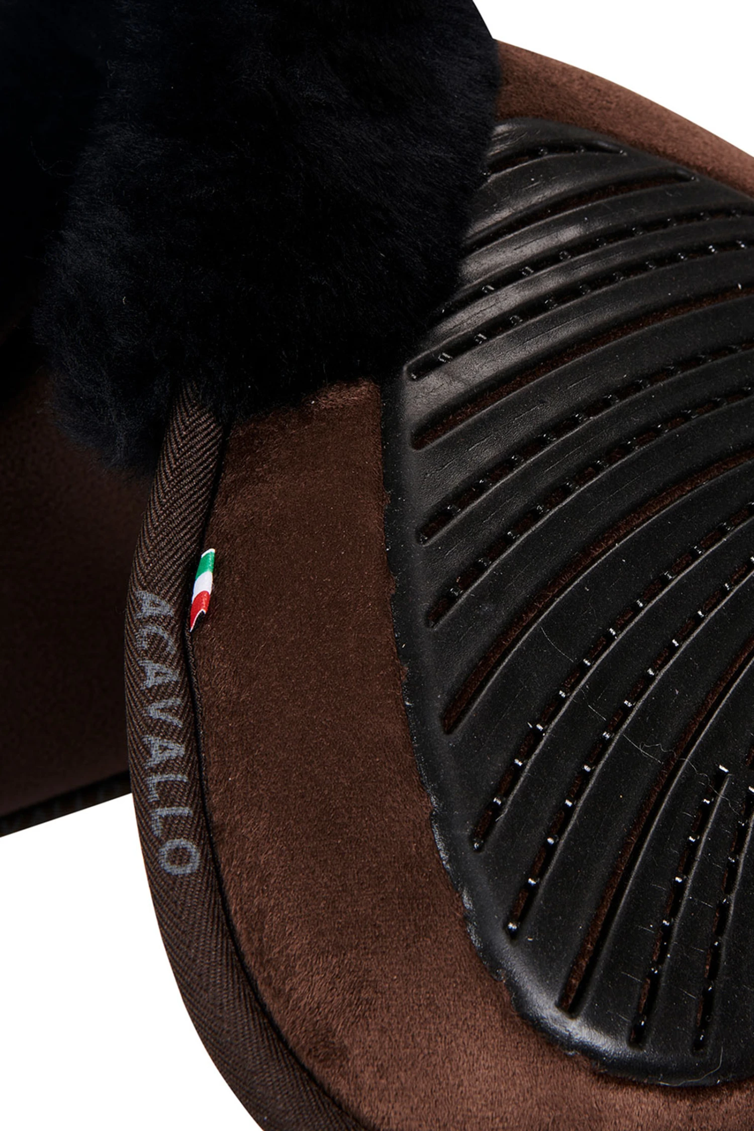 Acavallo Close Contact Gel & Memory Foam Pad Mit Lammfell 8 Acavallo Close Contact Gel & Memory Foam Pad Mit Lammfell – Bild 8