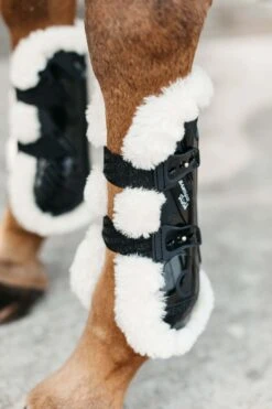 Kentucky Horsewear Bamboo Elastik Gamaschen Mit Veganem Lammfell 25 Kentucky Horsewear Bamboo Elastik Gamaschen Mit Veganem Lammfell -Cavallo Verkäufe 342510 BL 6