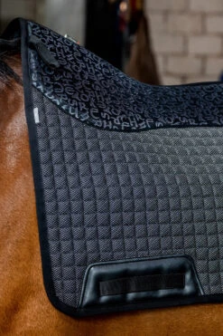 Horseware Tech Comfort Dressurschabracke