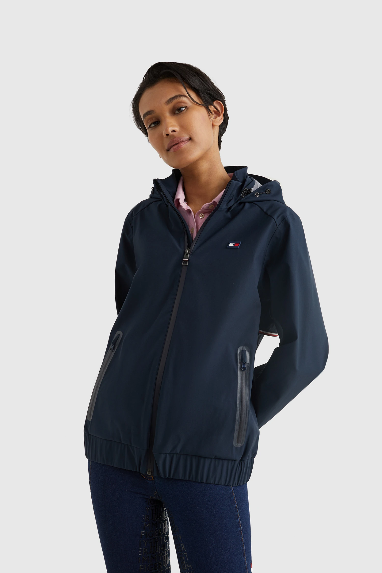 Tommy Hilfiger Equestrian Wasserdichte Damen Bomberjacke 3 Tommy Hilfiger Equestrian Wasserdichte Damen Bomberjacke – Bild 3