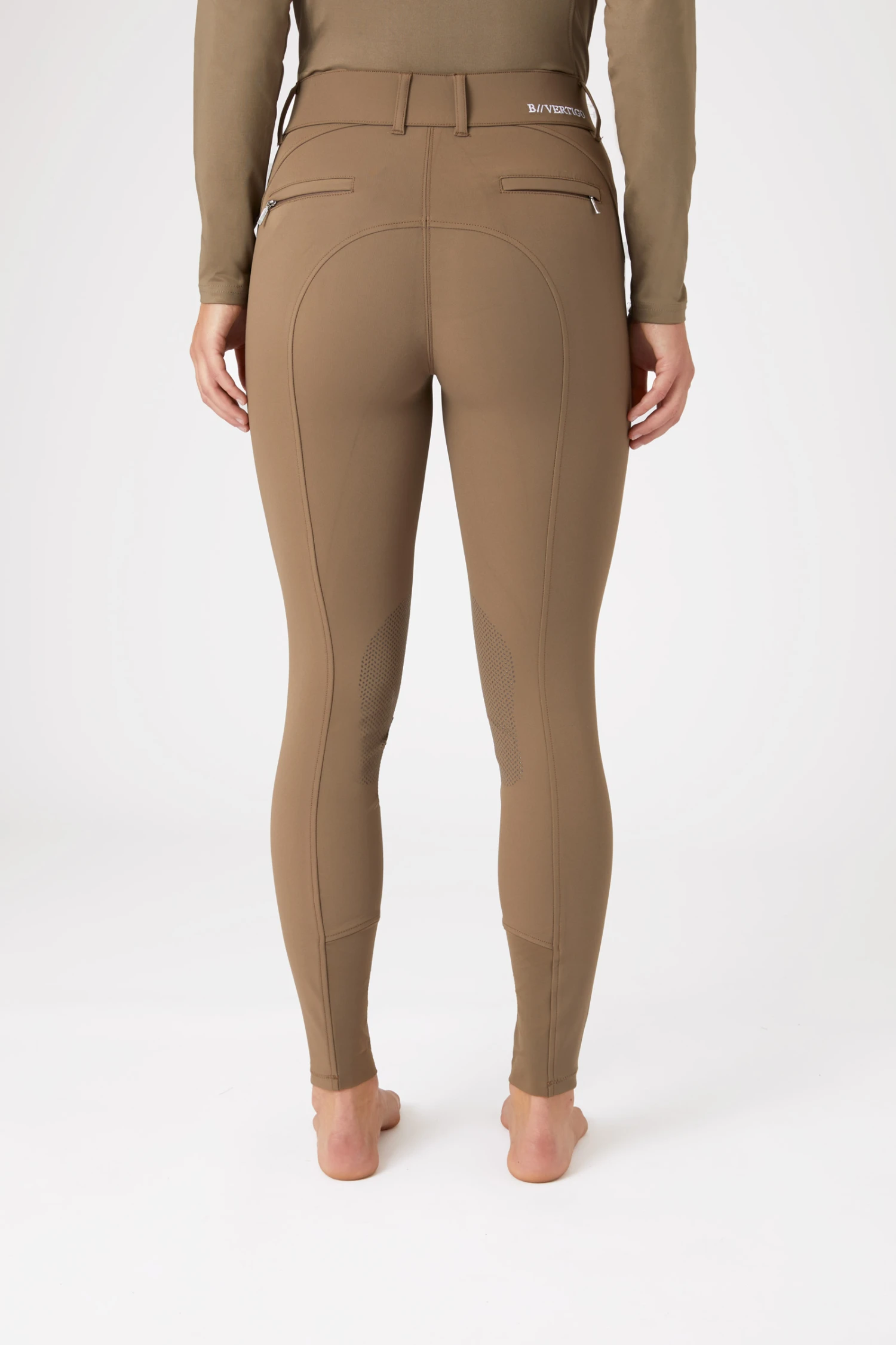 B Vertigo Davina Mittelhohe Kniebesatzreithose Mit Handytaschen Für Damen 19 B Vertigo Davina Mittelhohe Kniebesatzreithose Mit Handytaschen Für Damen – Bild 19